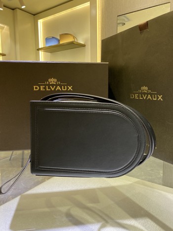 델보 핀 크로스오버 숄더백 블랙